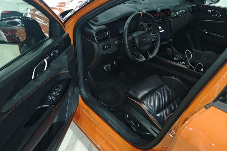 Used Lynk & Co 02 Hatchback 2021 2.0TD Halo Driver Seat