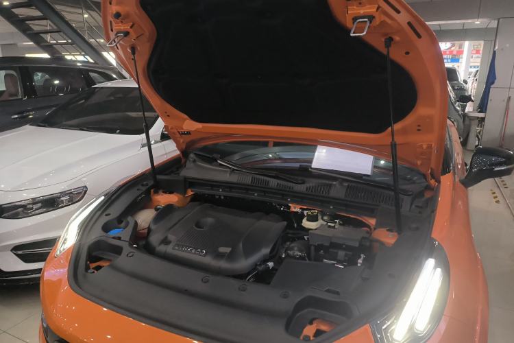 Used Lynk & Co 02 Hatchback 2021 2.0TD Halo Engine Bay