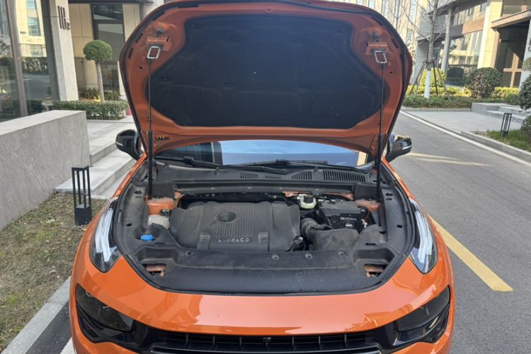 Used Lynk & Co 02 Hatchback 2021 2.0TD Halo Engine Bay