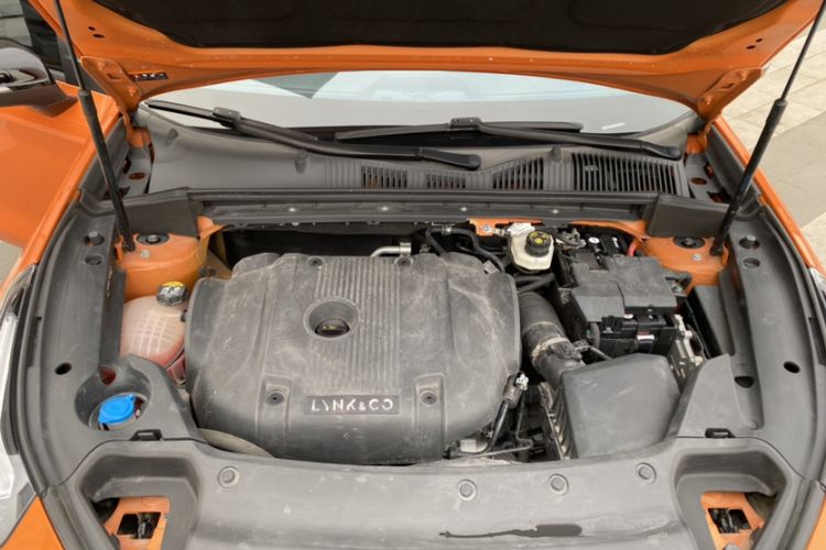 Used Lynk & Co 02 Hatchback 2021 2.0TD Halo Engine Bay