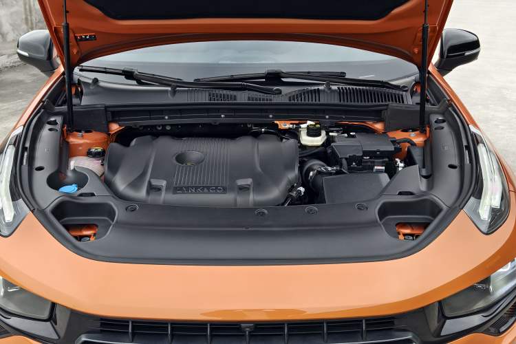 Used Lynk & Co 02 Hatchback 2021 2.0TD Halo Engine Bay