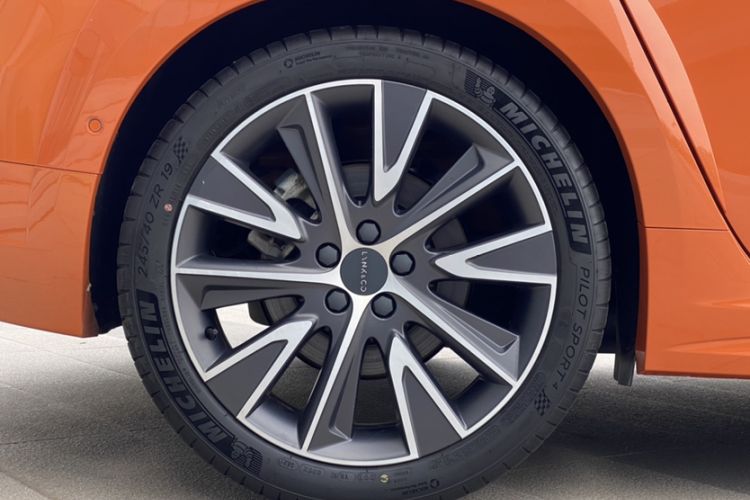 Used Lynk & Co 02 Hatchback 2021 2.0TD Halo Exterior 1