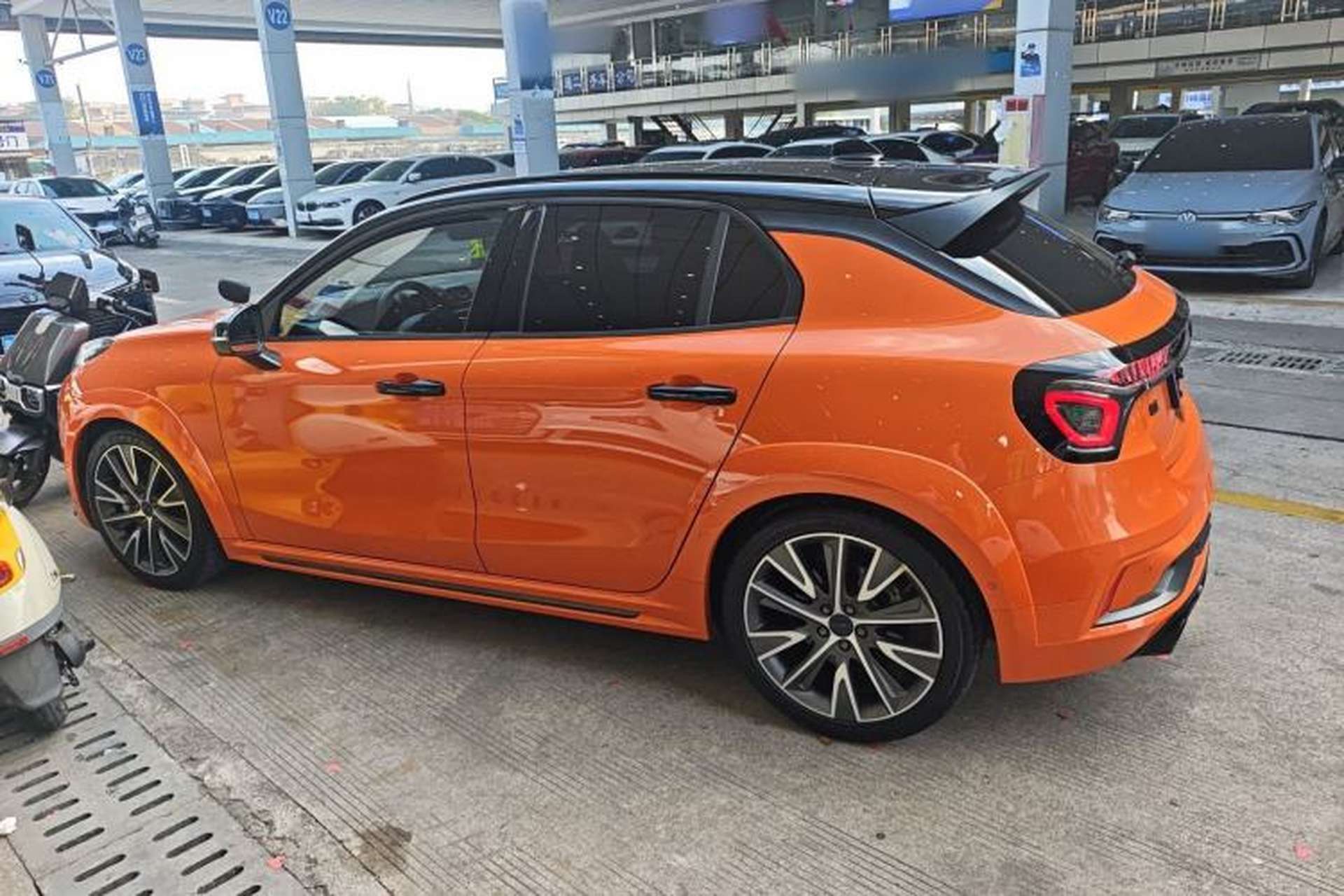Used Lynk & Co 02 Hatchback 2021 2.0TD Halo Exterior 3