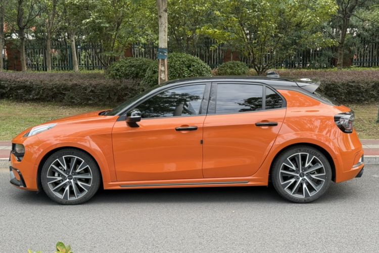 Used Lynk & Co 02 Hatchback 2021 2.0TD Halo Exterior 5