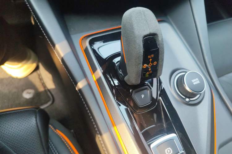 Used Lynk & Co 02 Hatchback 2021 2.0TD Halo Gear Lever