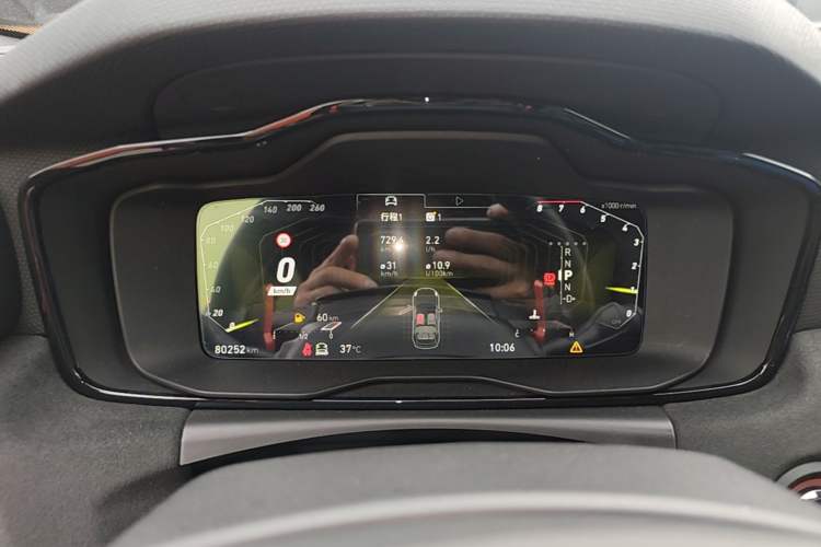 Used Lynk & Co 02 Hatchback 2021 2.0TD Halo Instrument Cluster