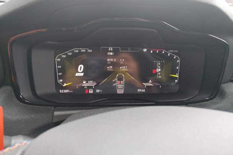 Used Lynk & Co 02 Hatchback 2021 2.0TD Halo Driving Control Kit Edition Instrument Cluster