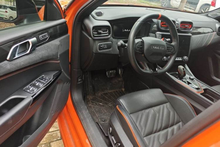 Used Lynk & Co 02 Hatchback 2021 2.0TD Halo Interior 3