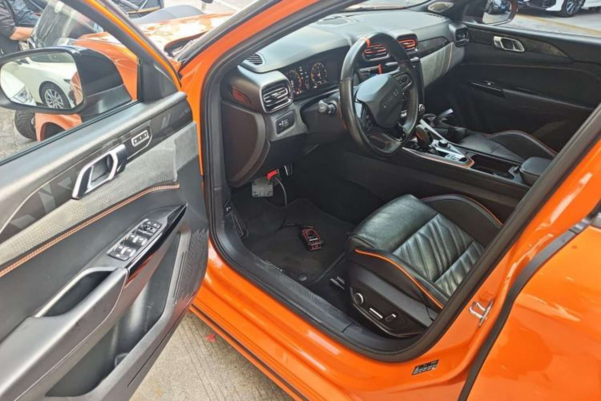 Used Lynk & Co 02 Hatchback 2021 2.0TD Halo Interior 3