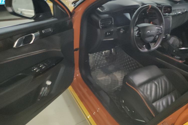 Used Lynk & Co 02 Hatchback 2021 2.0TD Halo Interior 3