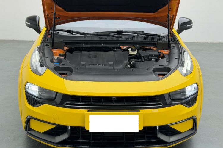 Used Lynk & Co 02 Hatchback 2021 2.0TD Halo Interior 5