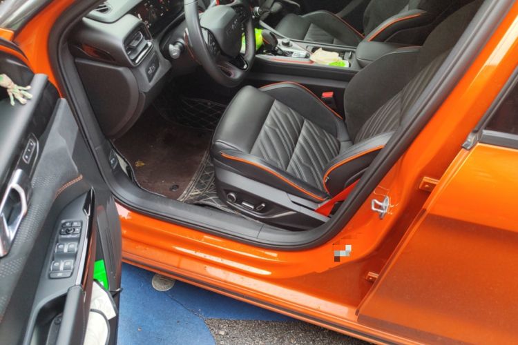 Used Lynk & Co 02 Hatchback 2021 2.0TD Halo Left Front Seat