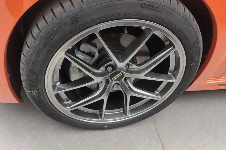 Used Lynk & Co 02 Hatchback 2021 2.0TD Halo Left Front Wheel Hub