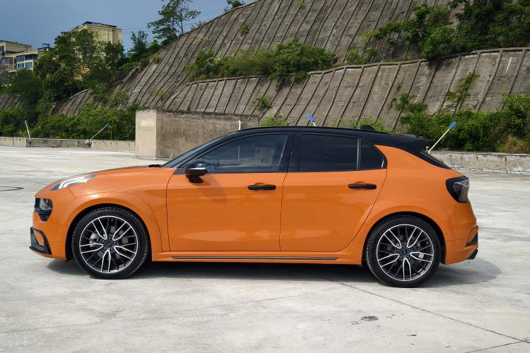 Used Lynk & Co 02 Hatchback 2021 2.0TD Halo Left Side