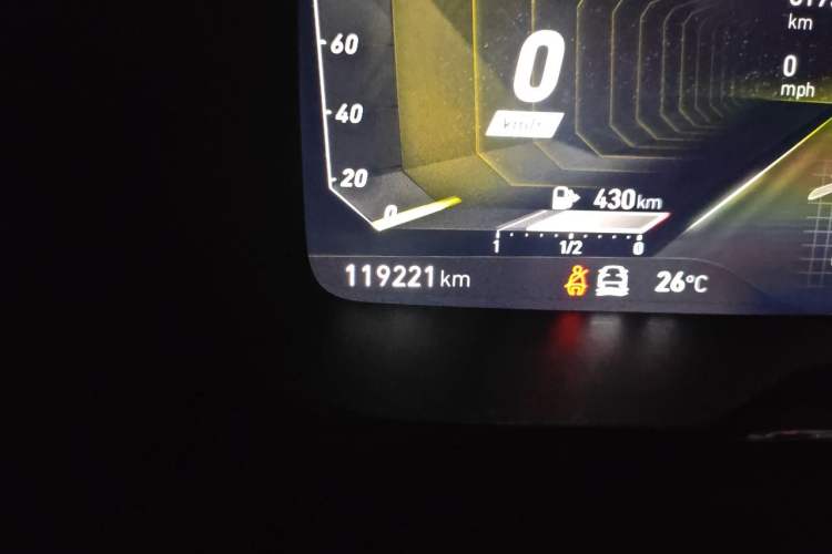 Used Lynk & Co 02 Hatchback 2021 2.0TD Halo Driving Control Kit Edition Odometer Close Up
