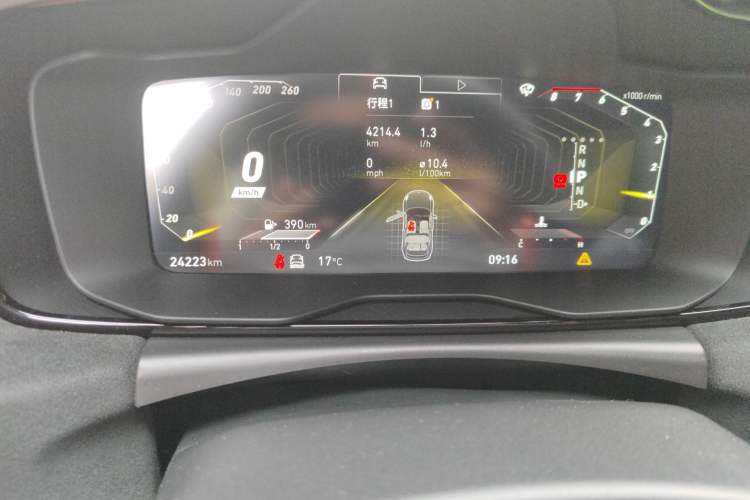 Used Lynk & Co 02 Hatchback 2021 2.0TD Halo Odometer Close Up