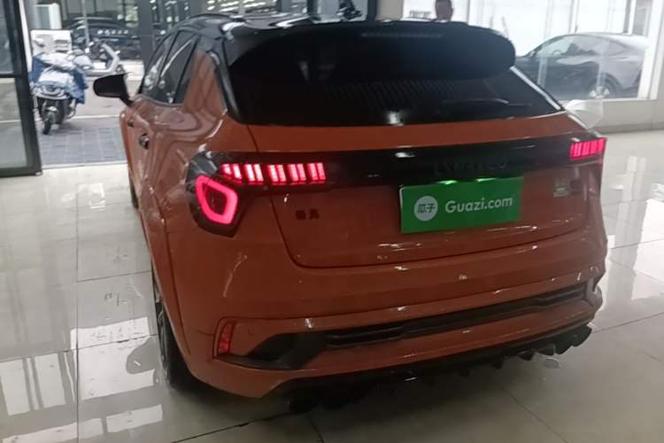 Used Lynk & Co 02 Hatchback 2021 2.0TD Halo Rear Left 45 Deg