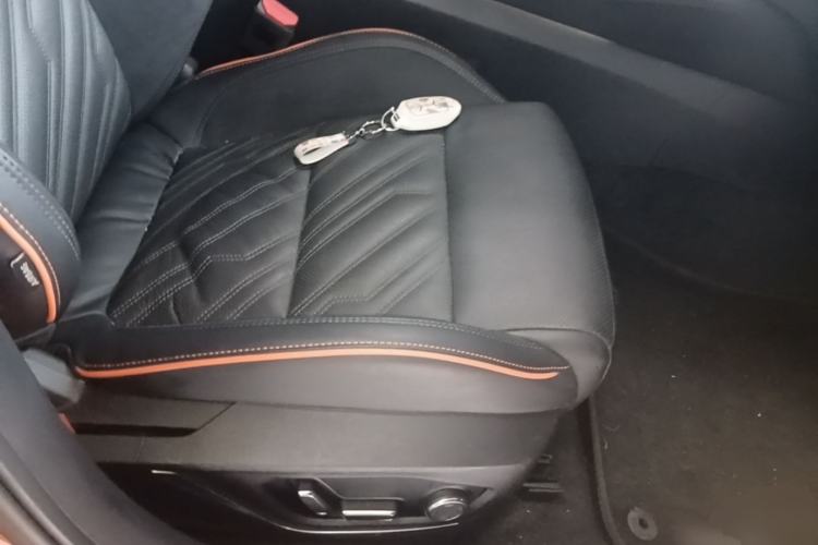 Used Lynk & Co 02 Hatchback 2021 2.0TD Halo Right Front Seat