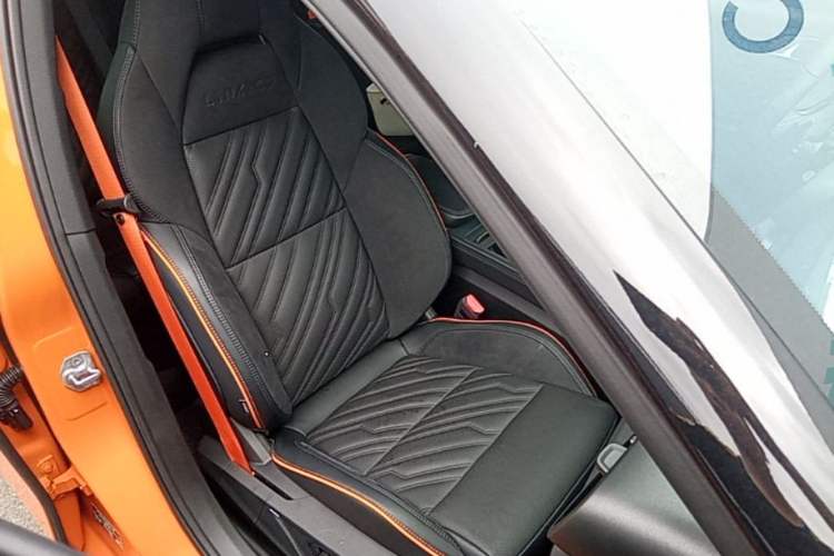 Used Lynk & Co 02 Hatchback 2021 2.0TD Halo Right Front Seat