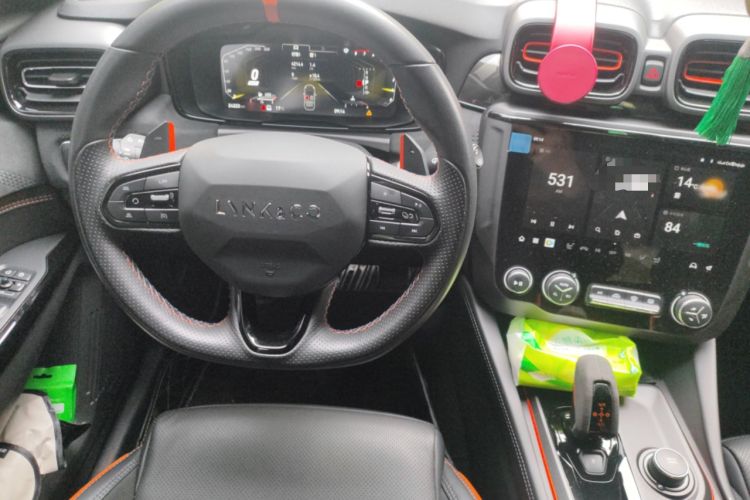 Used Lynk & Co 02 Hatchback 2021 2.0TD Halo Steering Wheel