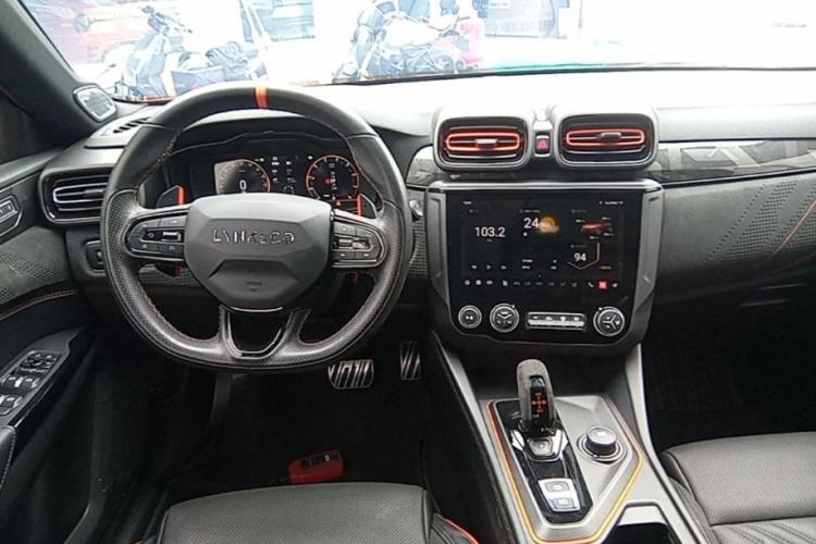 Used Lynk & Co 02 Hatchback 2021 2.0TD Halo Steering Wheel