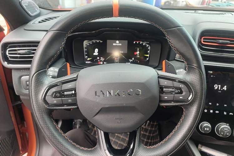 Used Lynk & Co 02 Hatchback 2021 2.0TD Halo Steering Wheel
