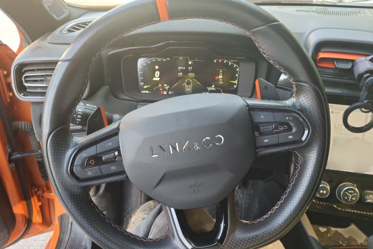 Used Lynk & Co 02 Hatchback 2021 2.0TD Halo Steering Wheel