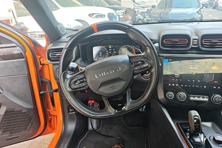 Used Lynk & Co 02 Hatchback 2021 2.0TD Halo Steering Wheel