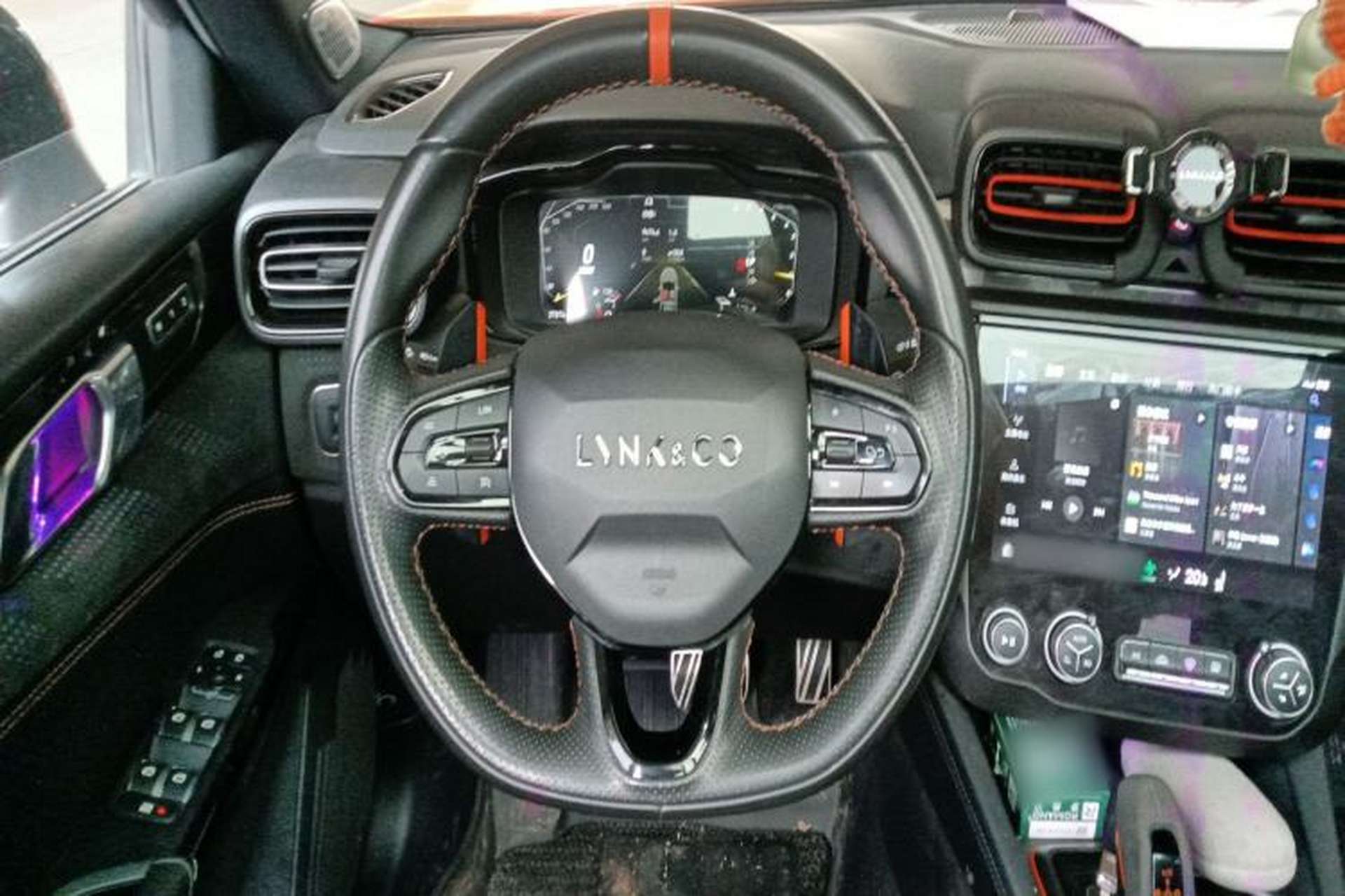 Used Lynk & Co 02 Hatchback 2021 2.0TD Halo Steering Wheel