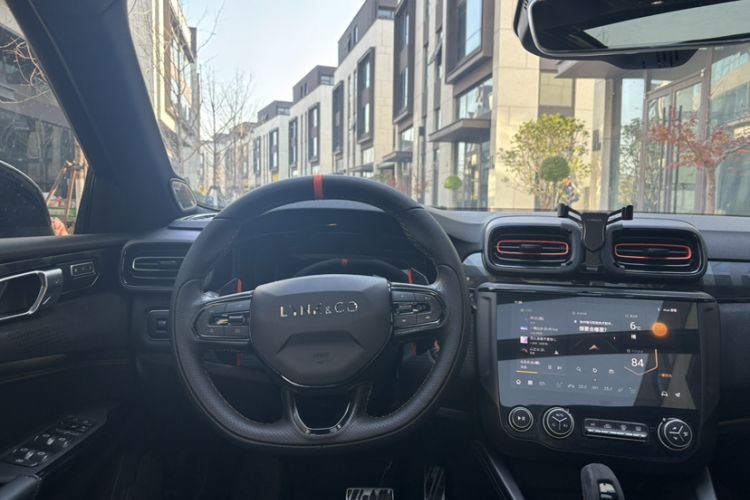 Used Lynk & Co 02 Hatchback 2021 2.0TD Halo Steering Wheel