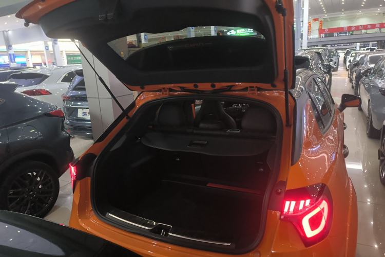 Used Lynk & Co 02 Hatchback 2021 2.0TD Halo Trunk