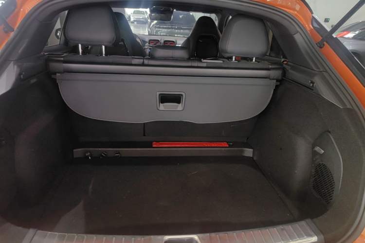 Used Lynk & Co 02 Hatchback 2021 2.0TD Halo Trunk