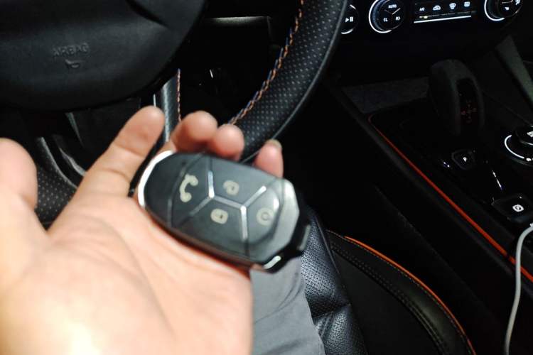 Used Lynk & Co 02 Hatchback 2021 2.0TD Halo Driving Control Kit Edition Vehicle Key
