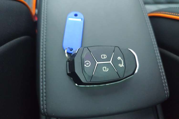 Used Lynk & Co 02 Hatchback 2021 2.0TD Halo Vehicle Key