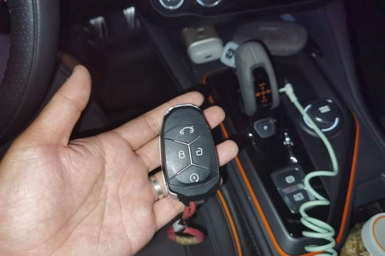 Used Lynk & Co 02 Hatchback 2021 2.0TD Halo Vehicle Key