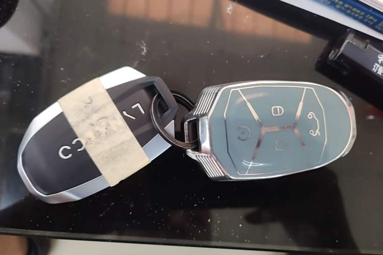 Used Lynk & Co 02 Hatchback 2021 2.0TD Halo Driving Control Kit Edition Vehicle Key