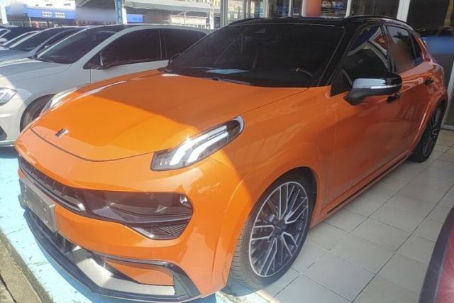 Ojetý Lynk & Co 02 Hatchback 2021 2.0TD Halo
