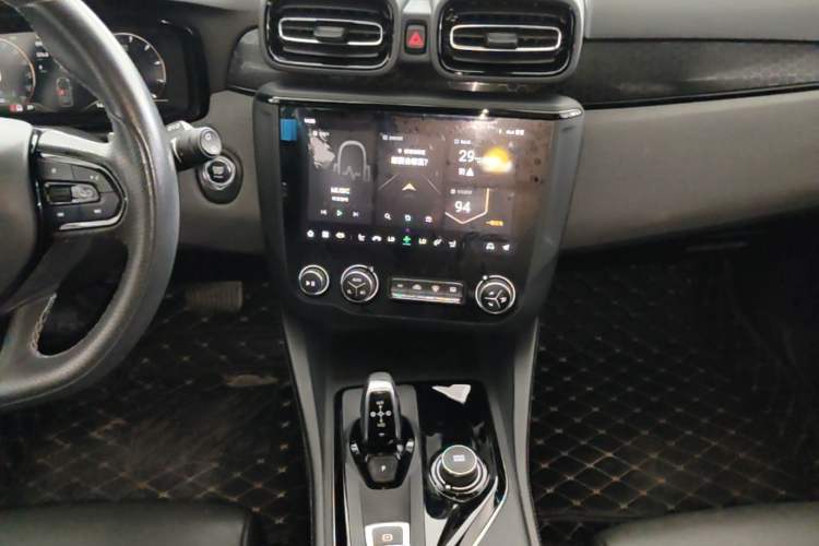 Used Lynk & Co 02 Hatchback 2022 2.0TD Pro Audio And AC Panel
