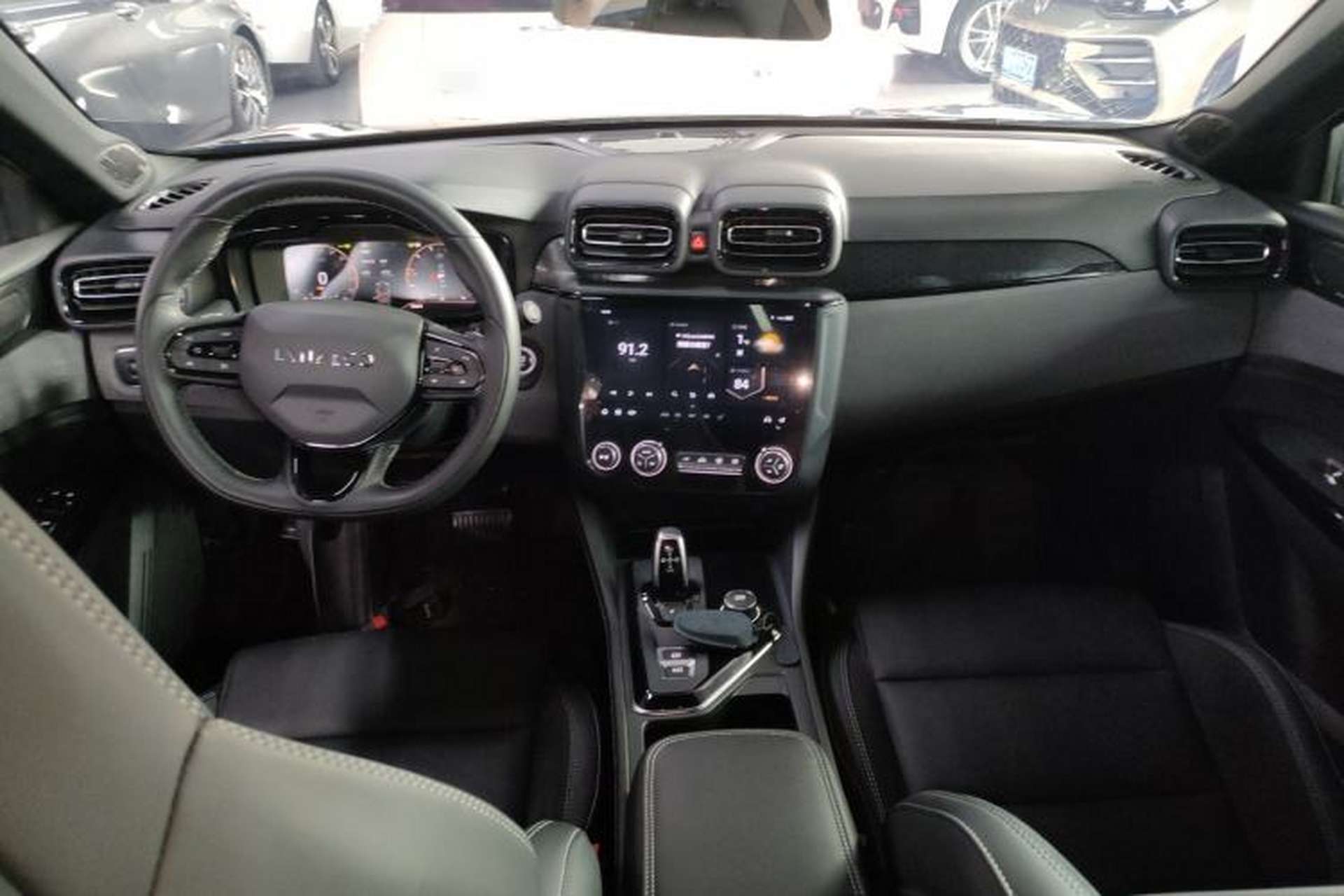 Used Lynk & Co 02 Hatchback 2022 2.0TD Plus Center Console