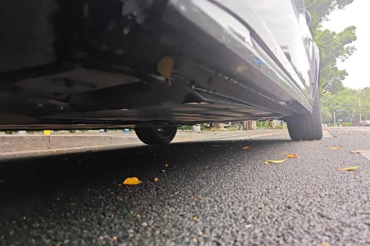 Used Lynk & Co 02 Hatchback 2022 2.0TD Pro Chassis Front Left
