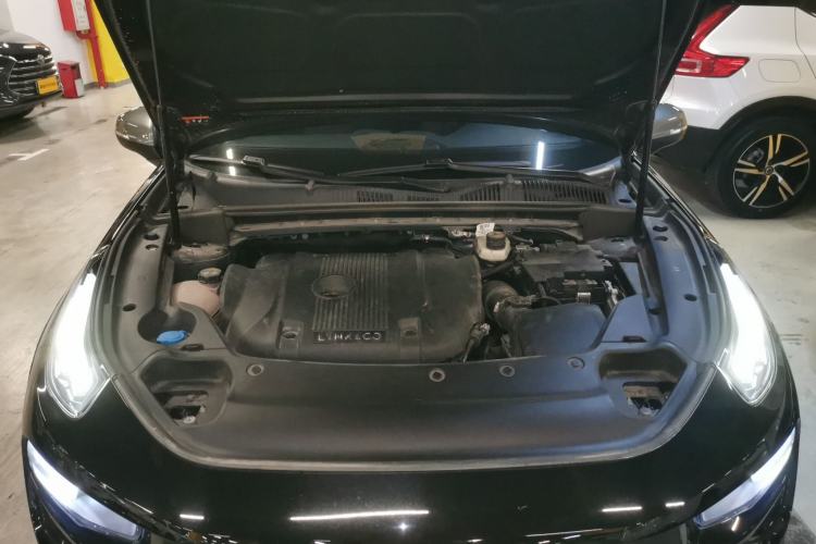 Used Lynk & Co 02 Hatchback 2022 2.0TD Pro Engine Bay