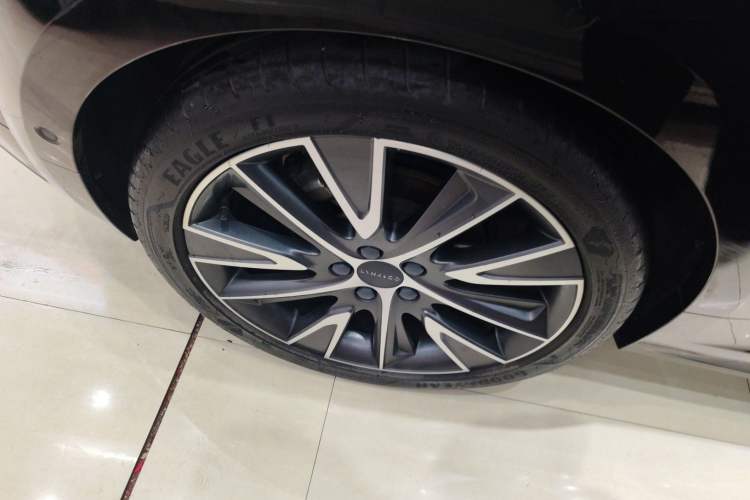 Used Lynk & Co 02 Hatchback 2022 2.0TD Pro Exterior 5