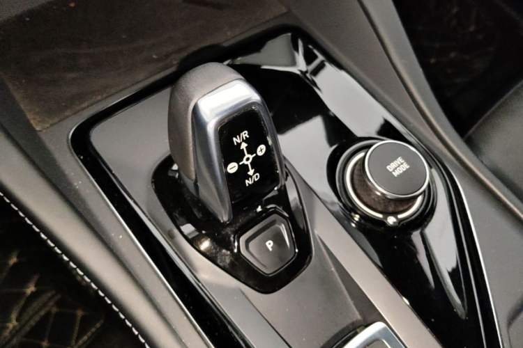 Used Lynk & Co 02 Hatchback 2022 2.0TD Pro Gear Lever
