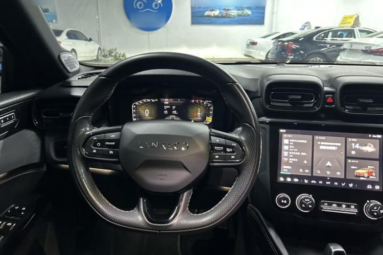 Used Lynk & Co 02 Hatchback 2022 2.0TD Pro Interior 2