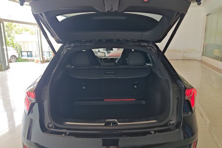 Used Lynk & Co 02 Hatchback 2022 2.0TD Plus Interior 7