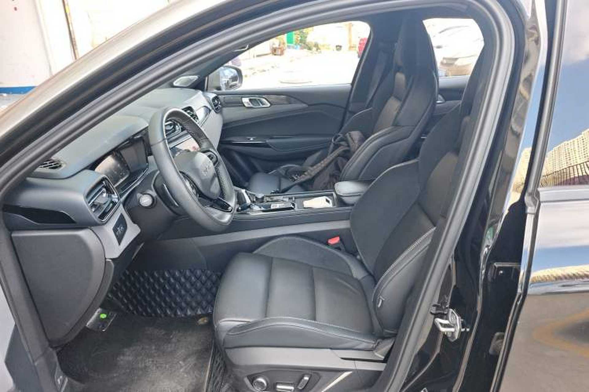 Used Lynk & Co 02 Hatchback 2022 2.0TD Pro Left Front Seat