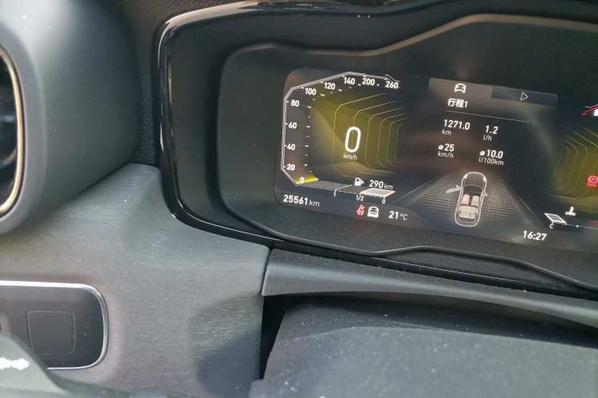 Used Lynk & Co 02 Hatchback 2022 2.0TD Pro Odometer Close Up