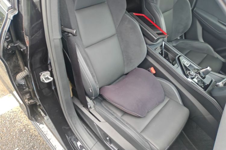 Used Lynk & Co 02 Hatchback 2022 2.0TD Pro Right Front Seat