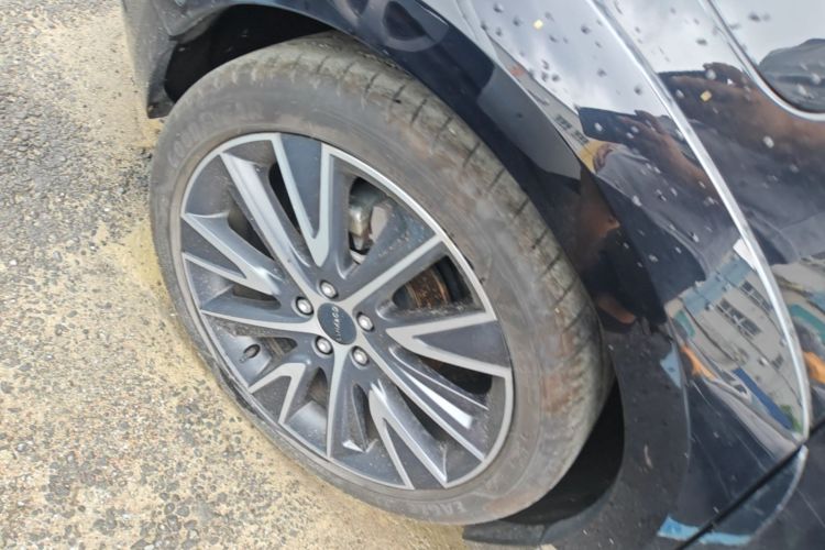 Used Lynk & Co 02 Hatchback 2022 2.0TD Pro Right Rear Wheel Hub