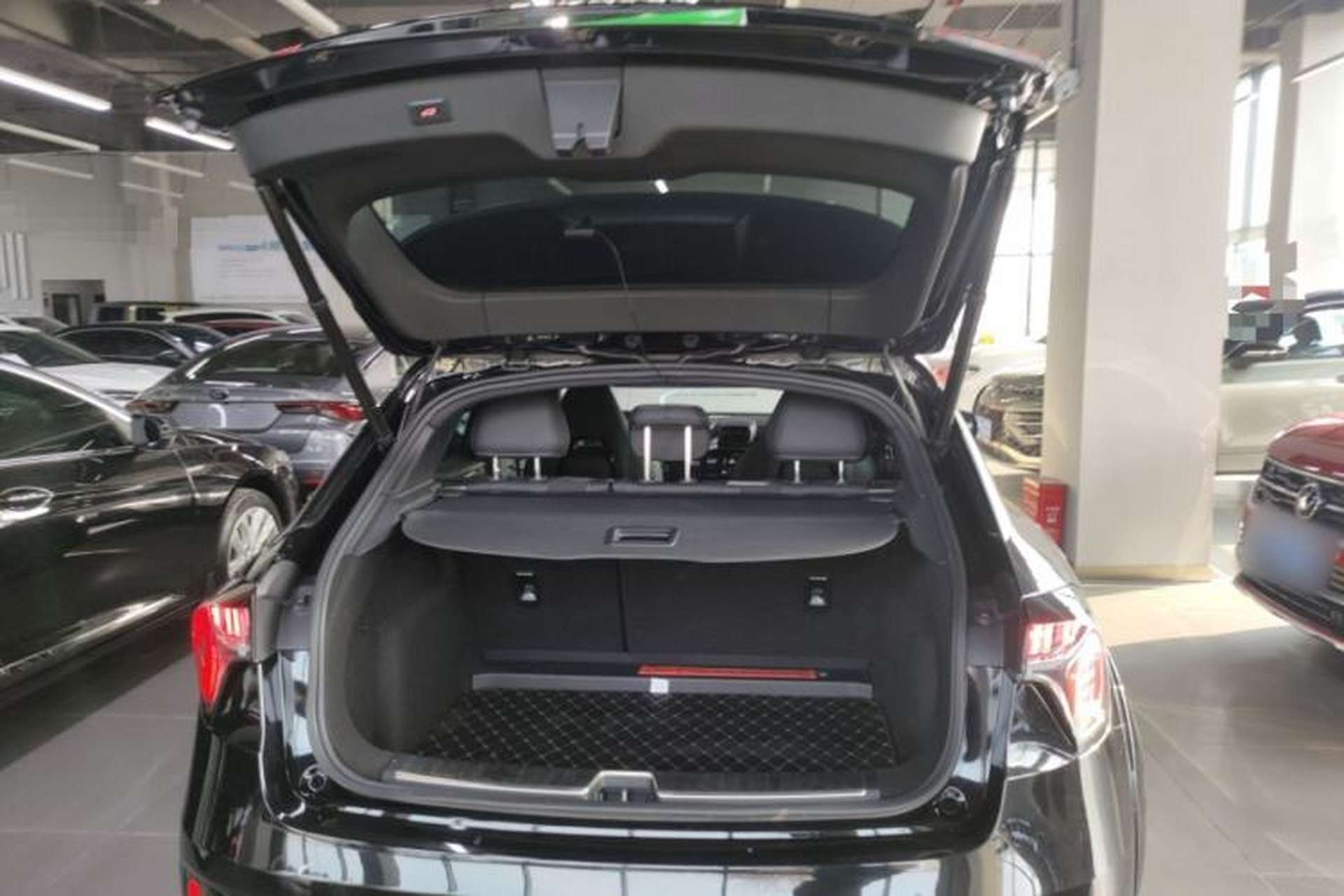 Used Lynk & Co 02 Hatchback 2022 2.0TD Plus Trunk